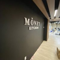 Pin-mount letters